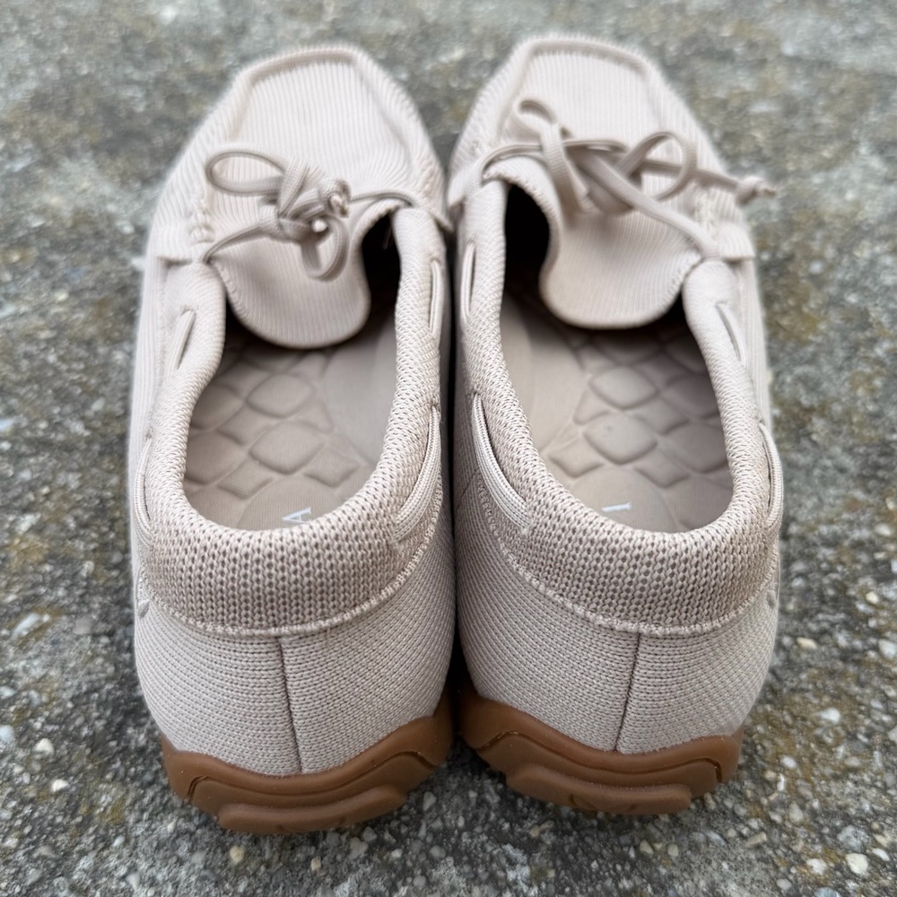 Vivaia Tan Jackie Square Toe Slip On Loafers Comfort Drivers Preppy EU 39 - Picture 3 of 6